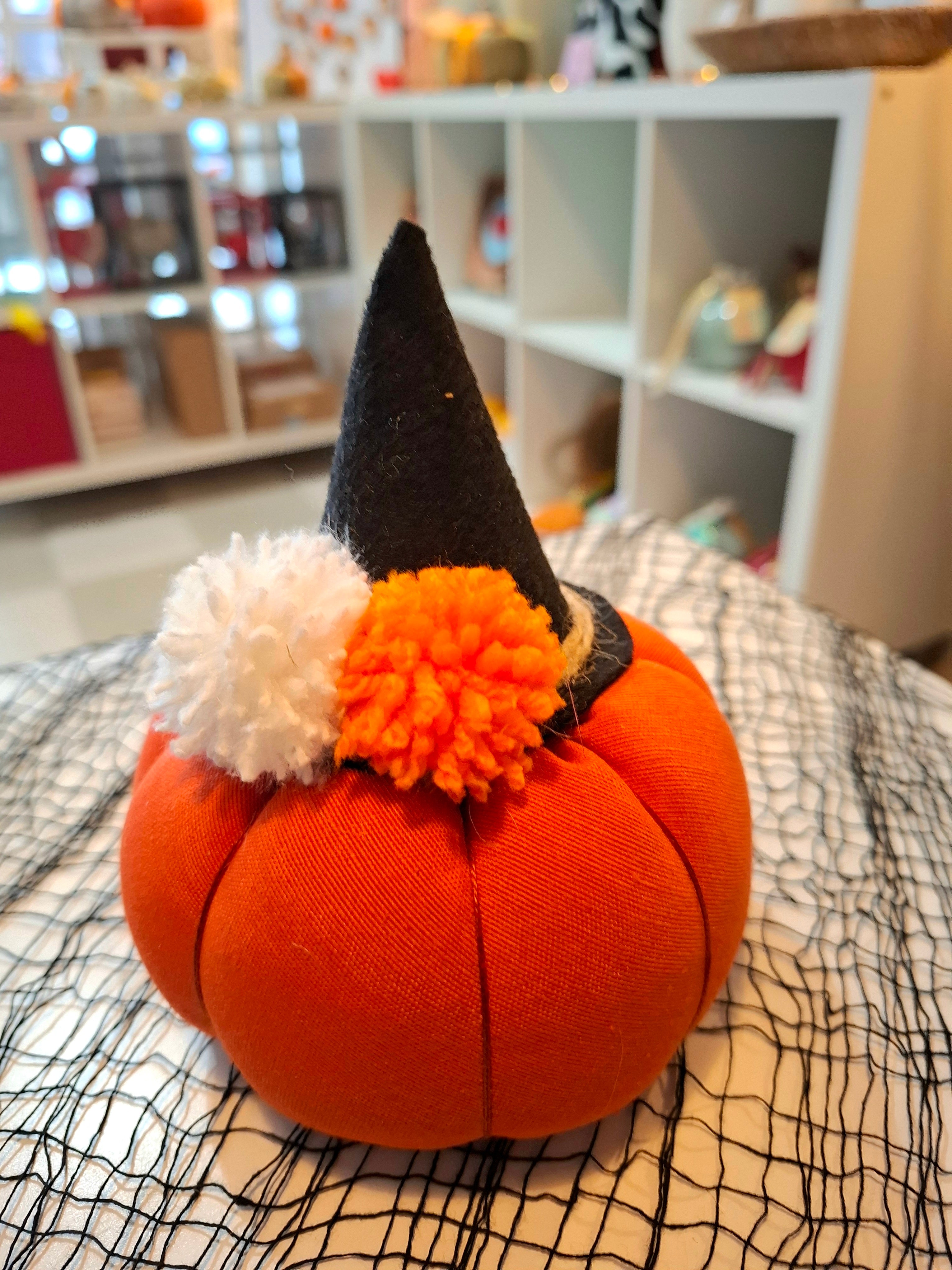 Η Κολοκύθα της Μαγισσούλας! Πορτοκαλί - Διακοσμητικό Ηalloween 14εκ