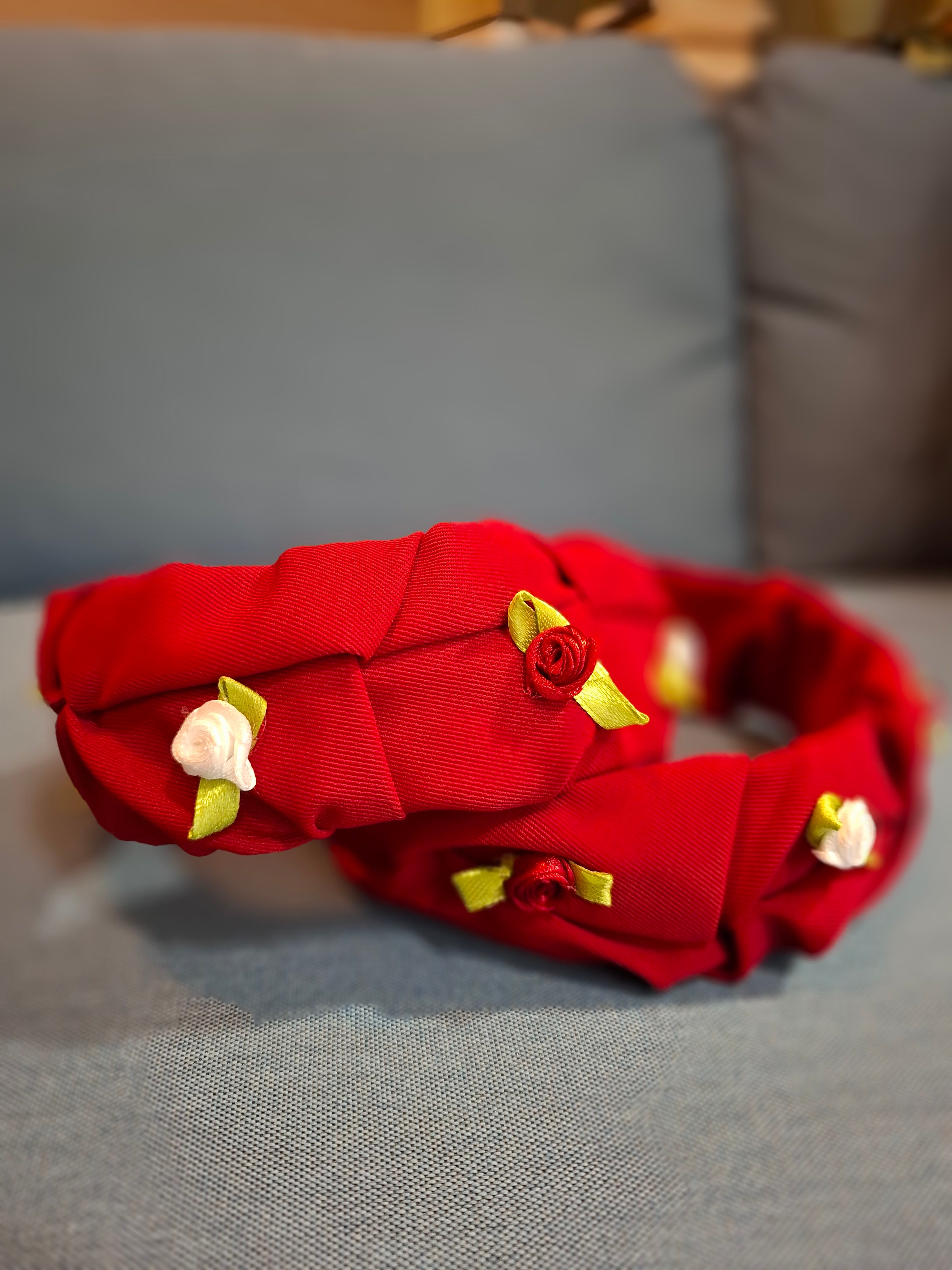 ΒΥΣΣΙΝΗ ΣΤΕΚΑ ΜΕ ΛΟΥΛΟΥΔΑΚΙΑ