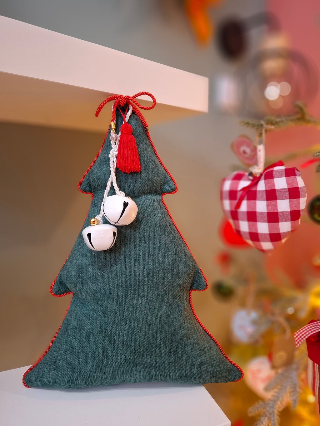 ΧΡΙΣΤΟΥΓΕΝΝΙΑΤΙΚΑ ΔΕΝΤΡΑΚΙΑ ΜΑΞΙΛΑΡΑΚΙΑ