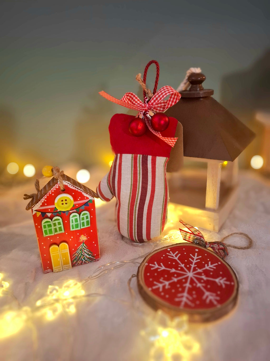 ΣΕΤ ΤΡΙΩΝ ΧΡΙΣΤΟΥΓΕΝΝΙΑΤΙΚΩΝ ΣΤΟΛΙΔΙΩΝ