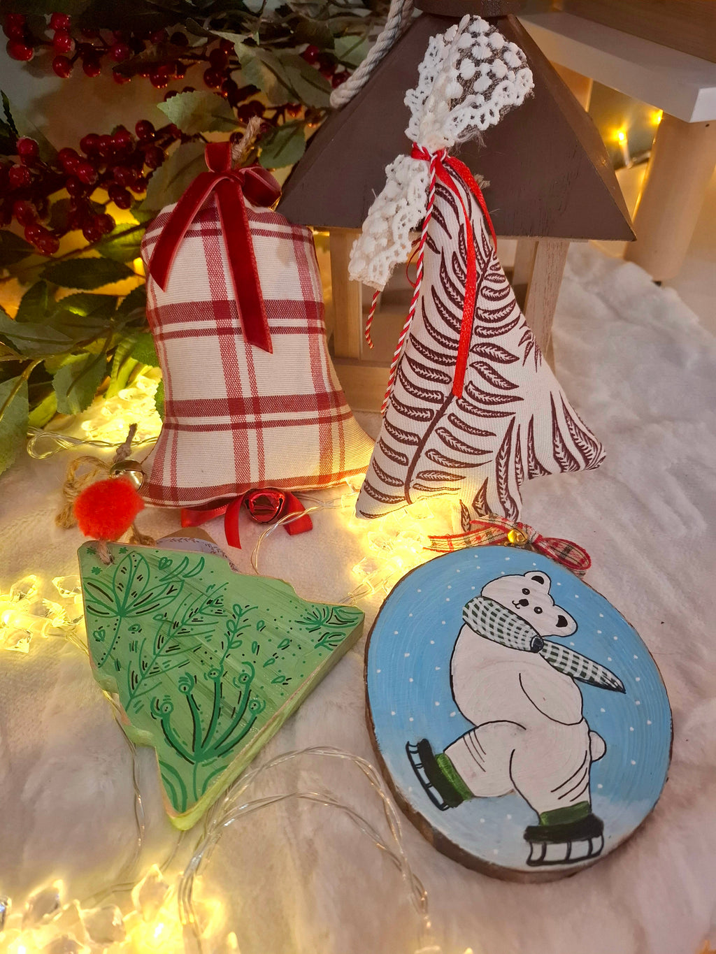 ΣΕΤ 4 ΧΡΙΣΤΟΥΓΕΝΝΙΑΤΙΚΩΝ ΣΤΟΛΙΔΙΩΝ