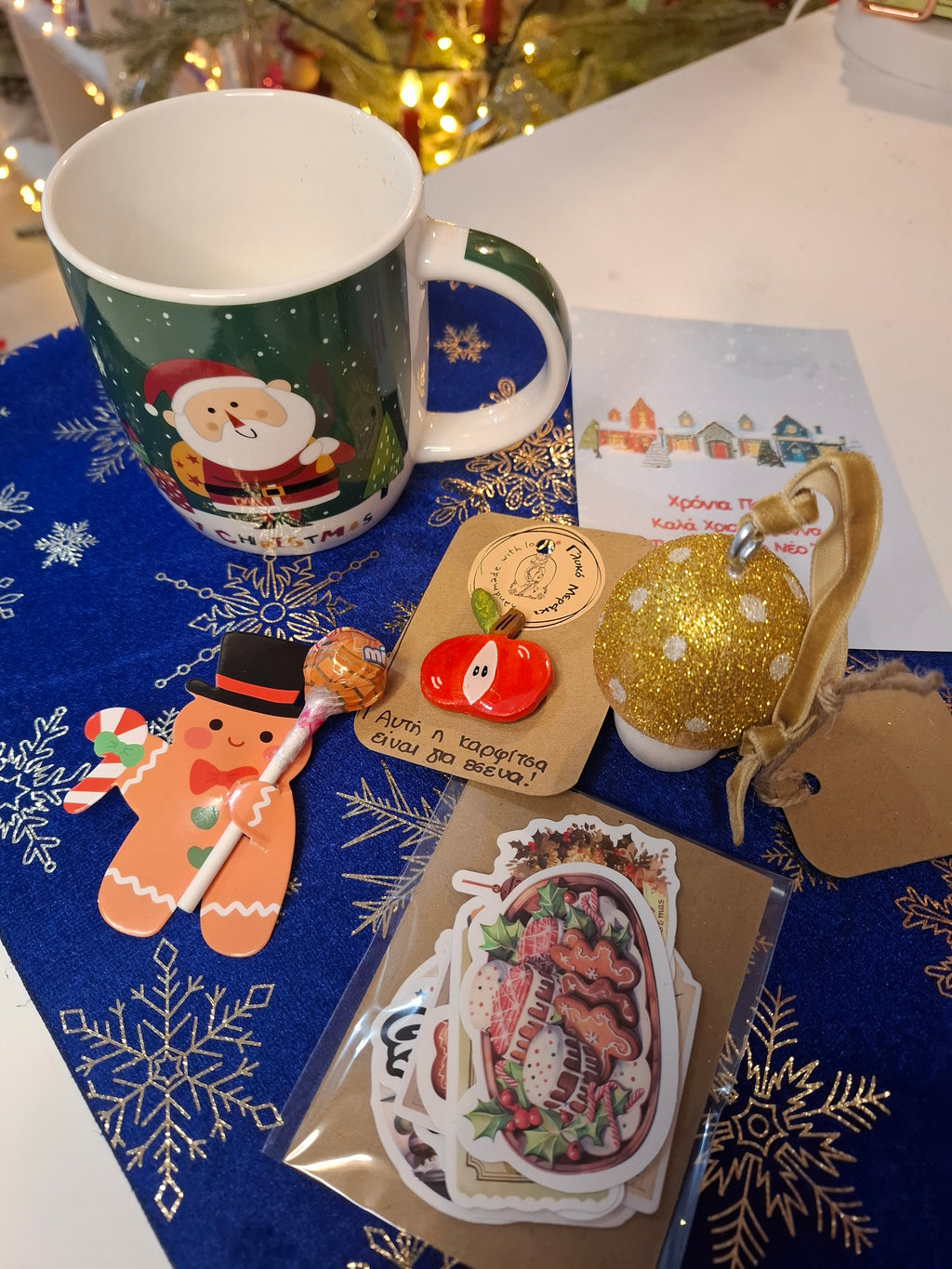 ΧΡΙΣΤΟΥΓΕΝΝΙΑΤΙΚΗ ΚΟΥΠΑ ΜΕ ΕΚΠΛΗΞΕΙΣ