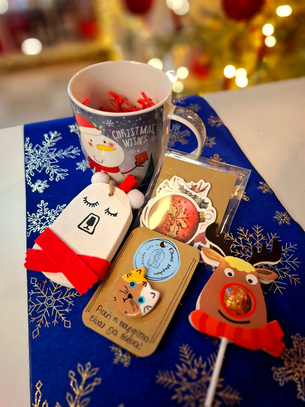 ΧΡΙΣΤΟΥΓΕΝΝΙΑΤΙΚΗ ΚΟΥΠΑ ΜΕ ΕΚΠΛΗΞΕΙΣ