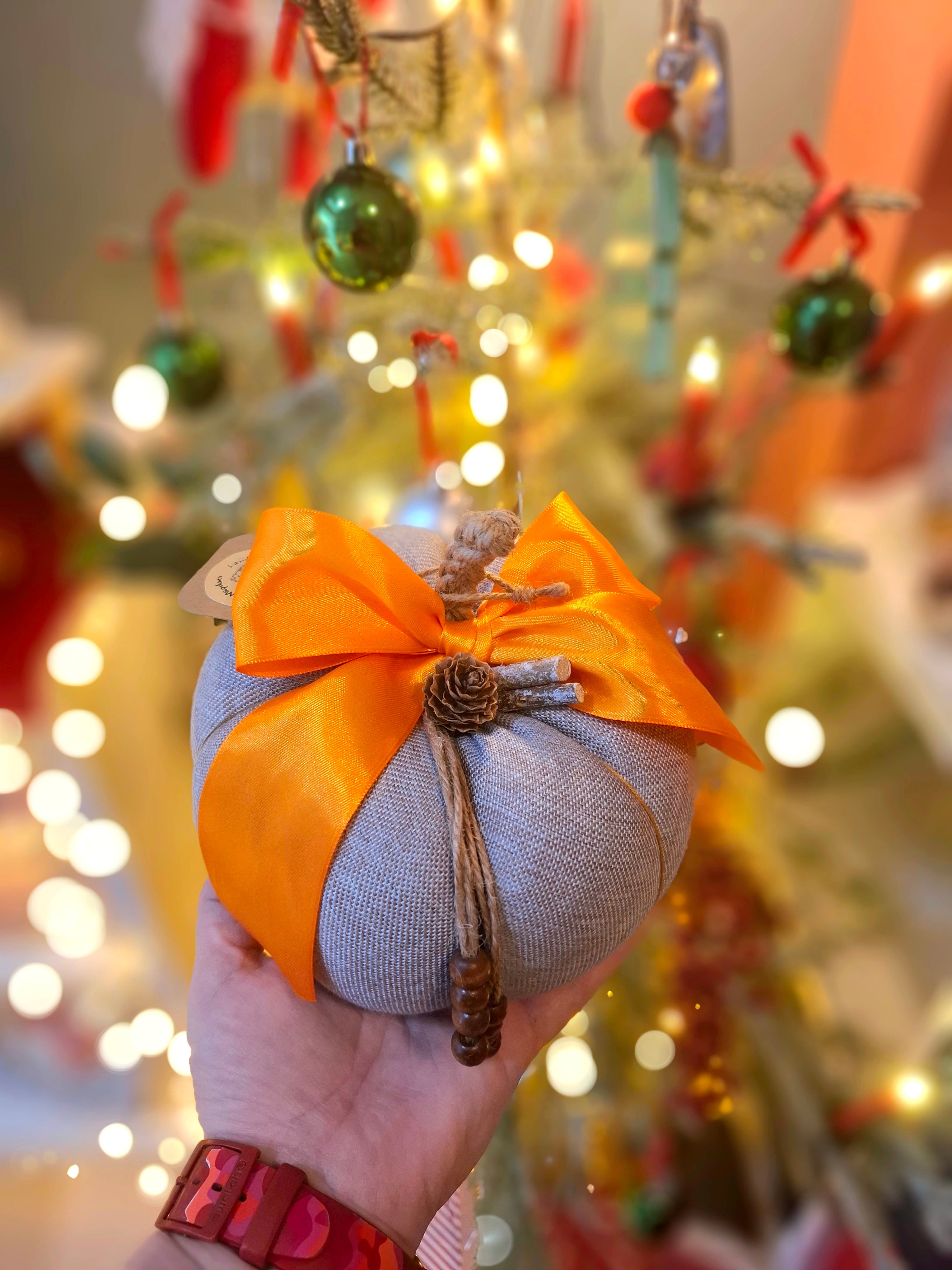 ΥΦΑΣΜΑΤΙΝΗ ΓΙΟΡΤΙΝΗ ΚΟΛΟΚΥΘΑ